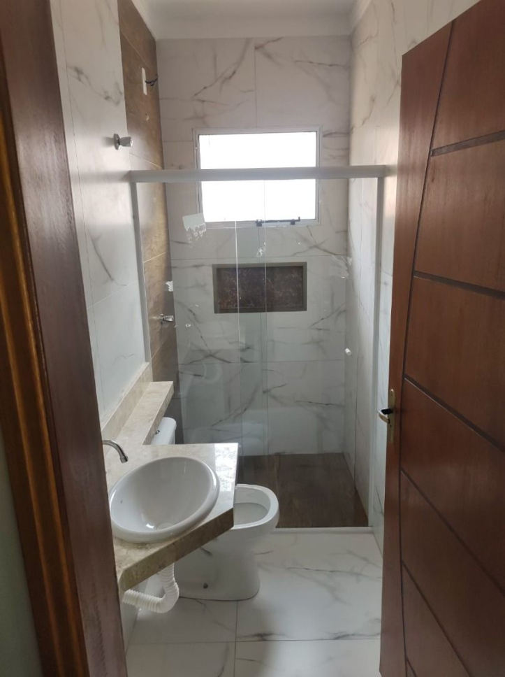 Casa à venda com 3 quartos, 127m² - Foto 2