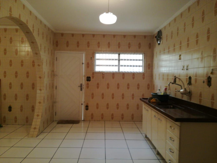 Sobrado à venda com 3 quartos, 200m² - Foto 8