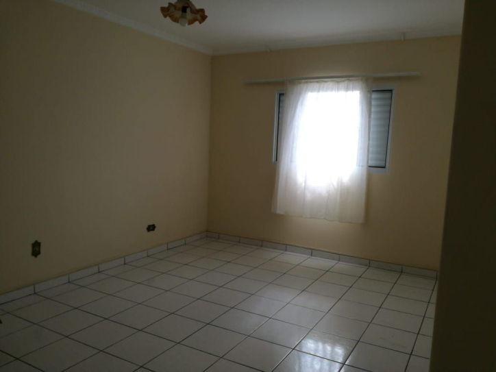 Sobrado à venda com 3 quartos, 200m² - Foto 10