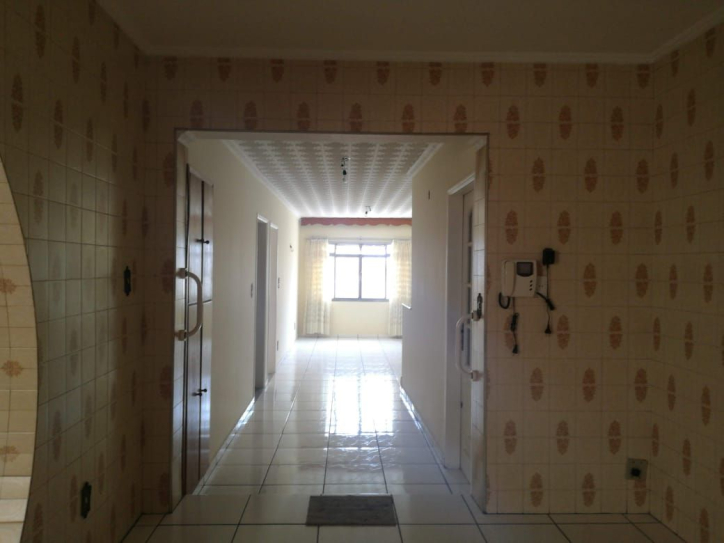 Sobrado à venda com 3 quartos, 200m² - Foto 14