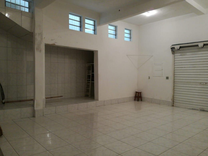 Sobrado à venda com 3 quartos, 200m² - Foto 25