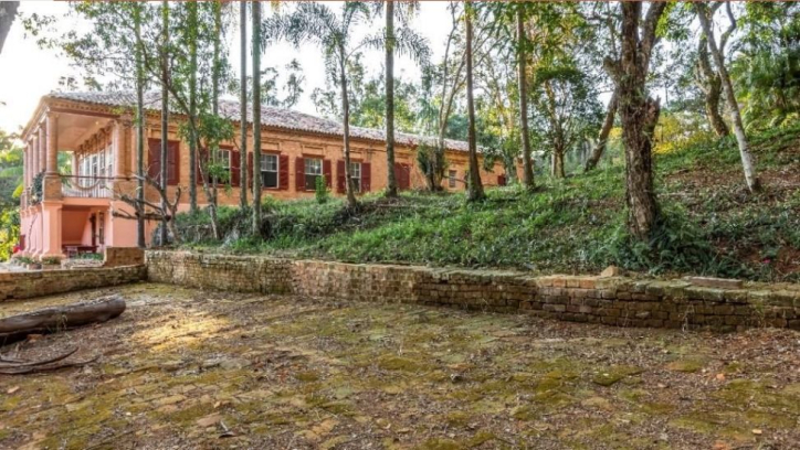 Fazenda à venda com 6 quartos, 500m² - Foto 13