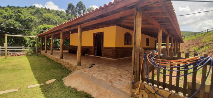 Fazenda à venda com 3 quartos, 300m² - Foto 3