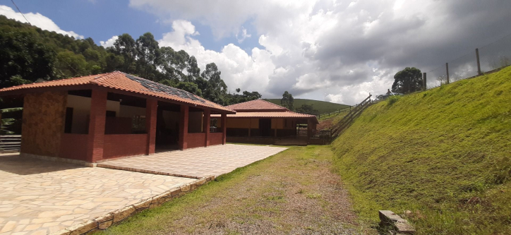 Fazenda à venda com 3 quartos, 300m² - Foto 6