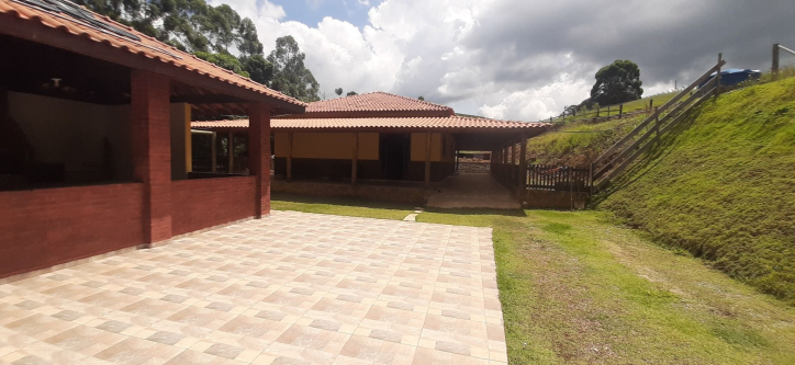 Fazenda à venda com 3 quartos, 300m² - Foto 8