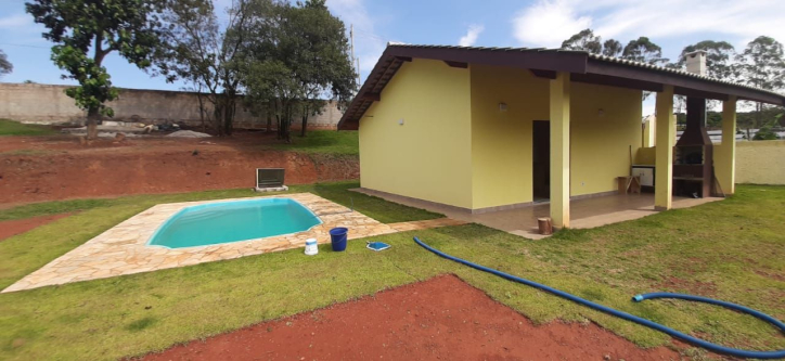 Fazenda à venda com 2 quartos, 65m² - Foto 1