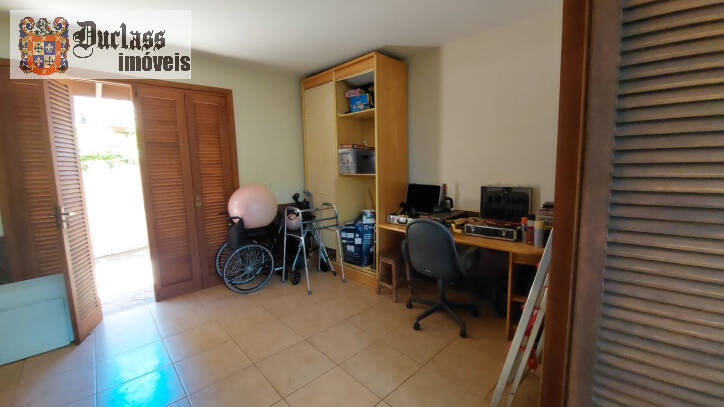 Sobrado à venda com 6 quartos, 901m² - Foto 196