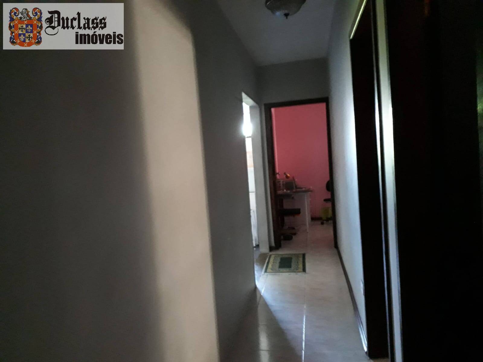 Casa à venda com 3 quartos, 320m² - Foto 9