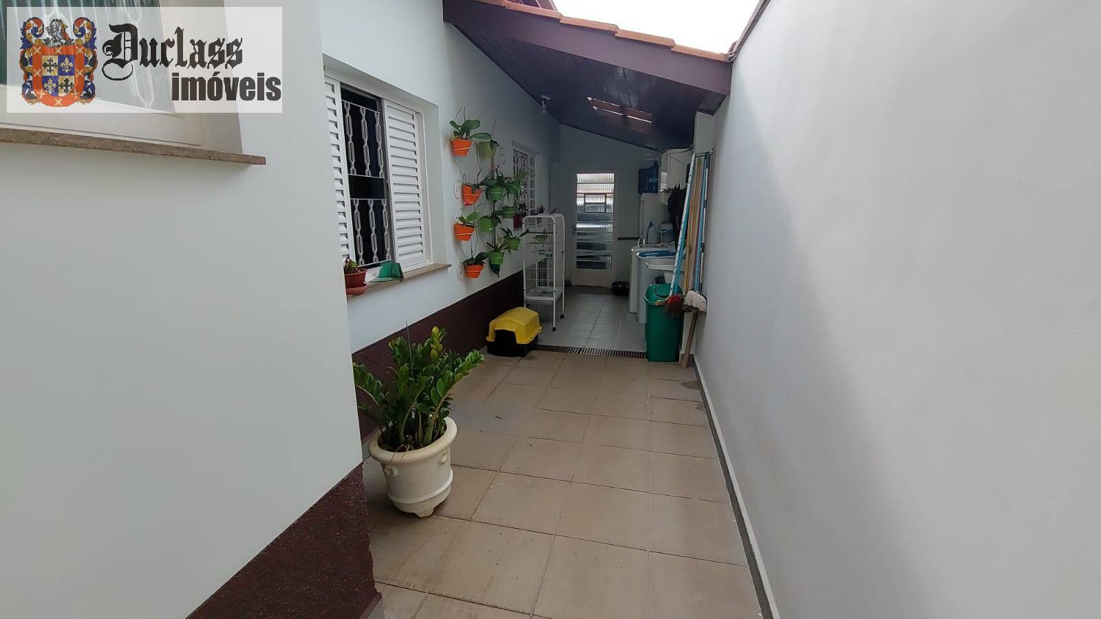 Casa à venda com 3 quartos, 202m² - Foto 15