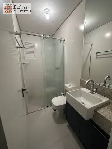 Apartamento à venda com 2 quartos, 85m² - Foto 4