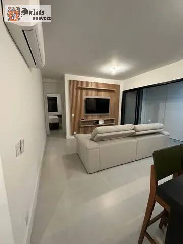 Apartamento à venda com 2 quartos, 85m² - Foto 11