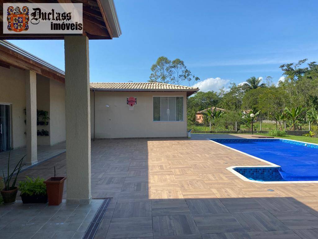 Fazenda à venda com 4 quartos, 300m² - Foto 1