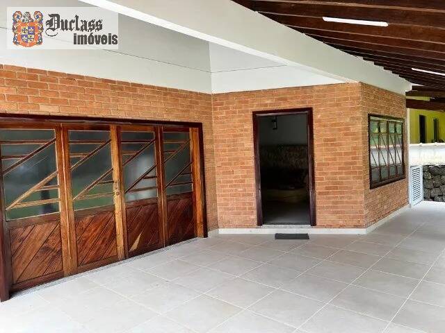 Casa à venda com 5 quartos, 256m² - Foto 8