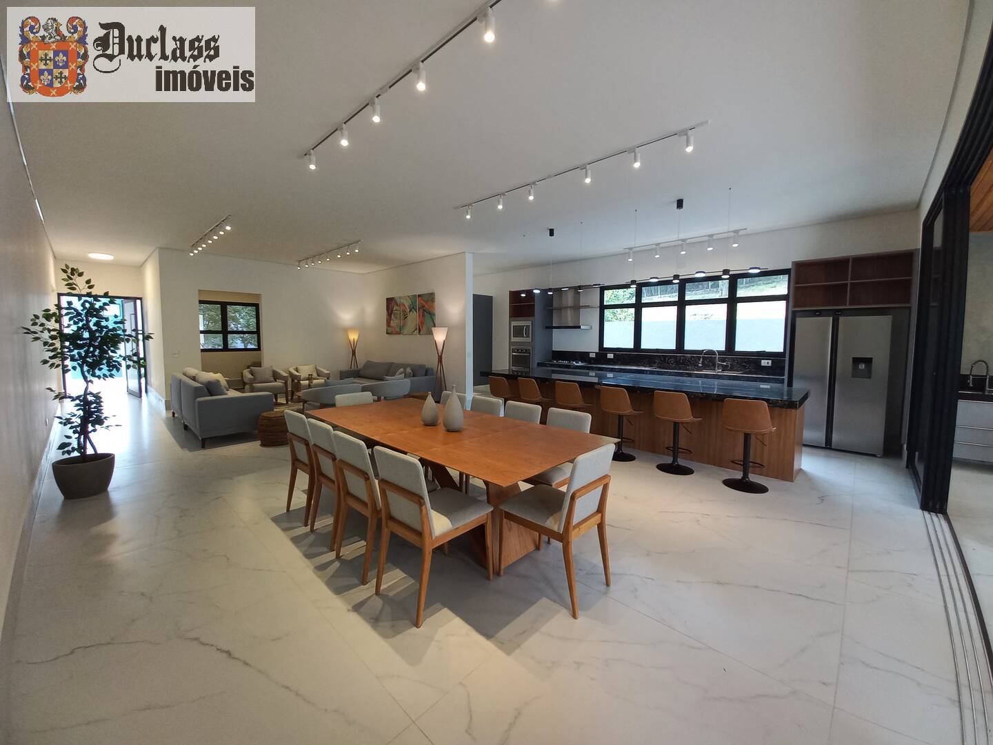 Casa à venda e aluguel com 4 quartos, 390m² - Foto 5