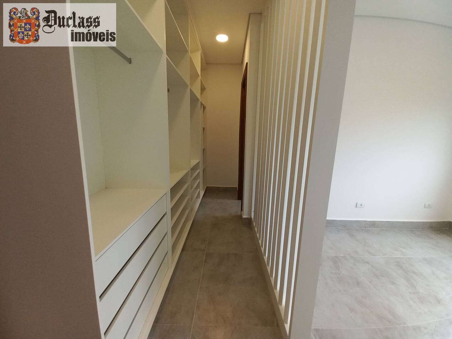 Casa à venda e aluguel com 4 quartos, 390m² - Foto 50