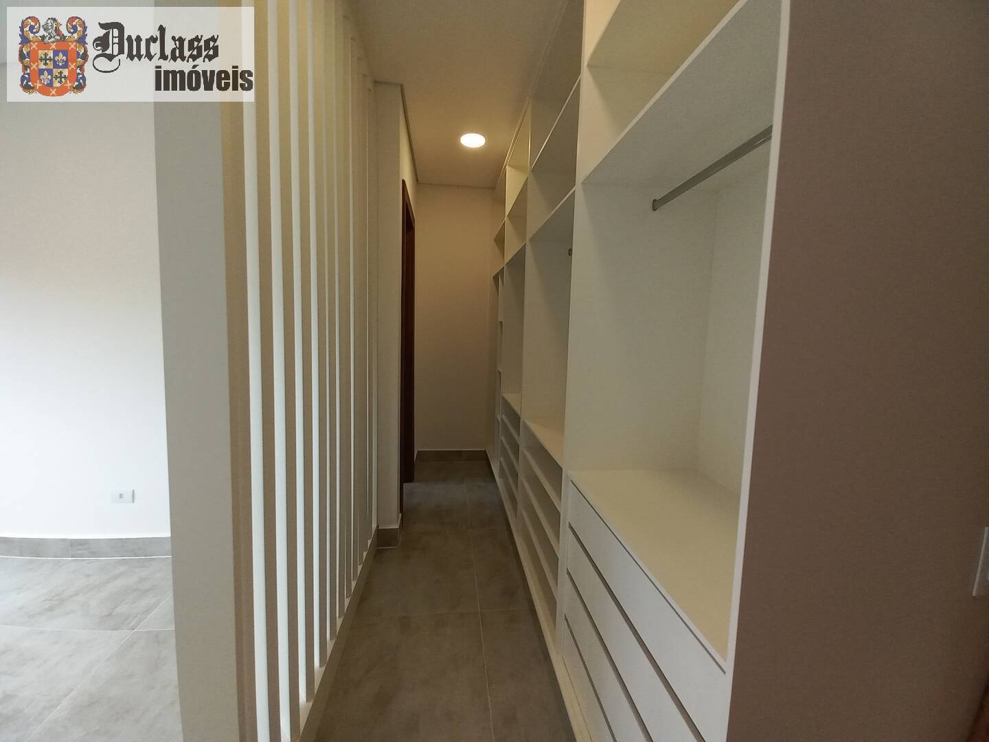 Casa à venda e aluguel com 4 quartos, 390m² - Foto 55