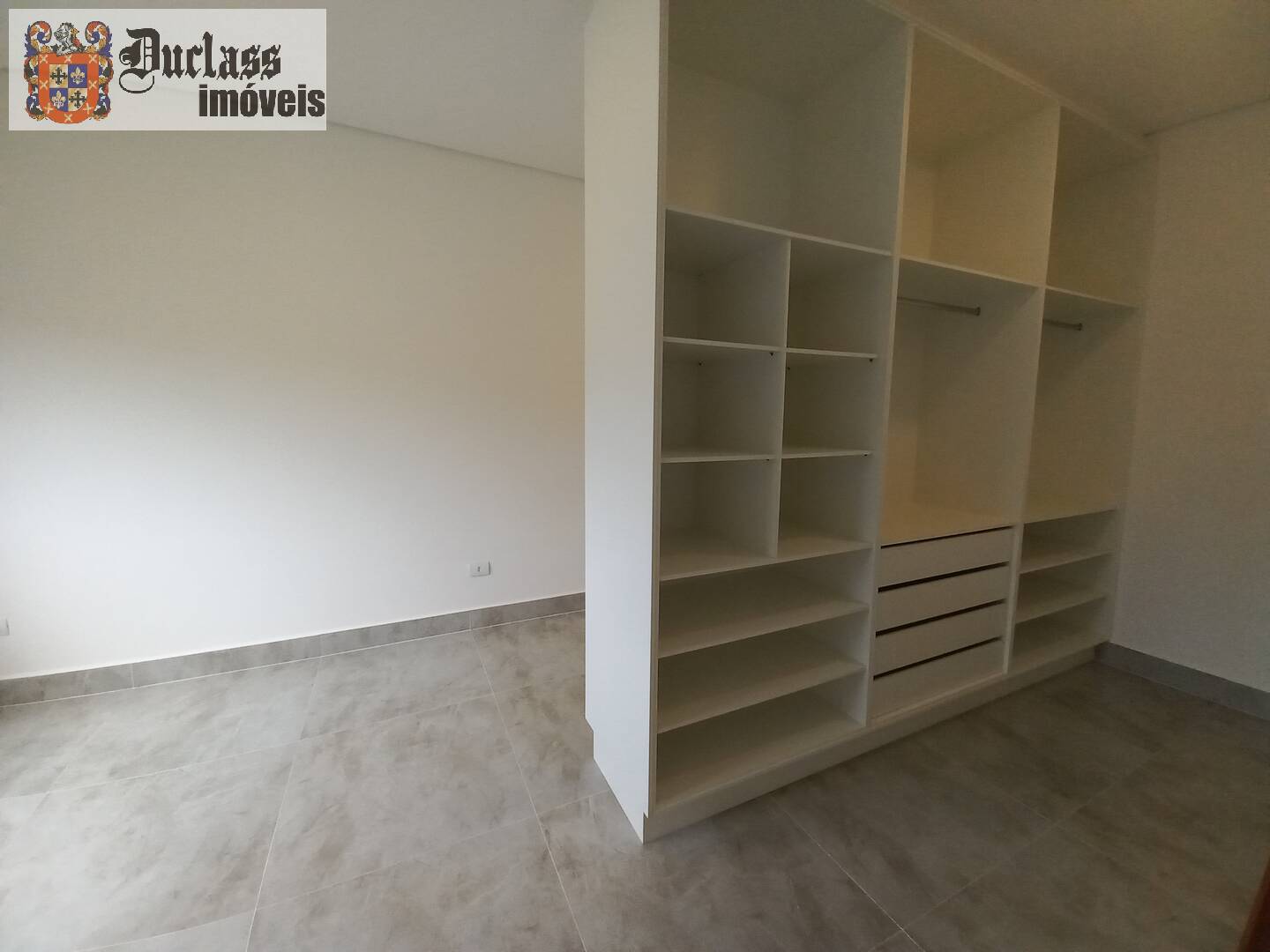 Casa à venda e aluguel com 4 quartos, 390m² - Foto 72