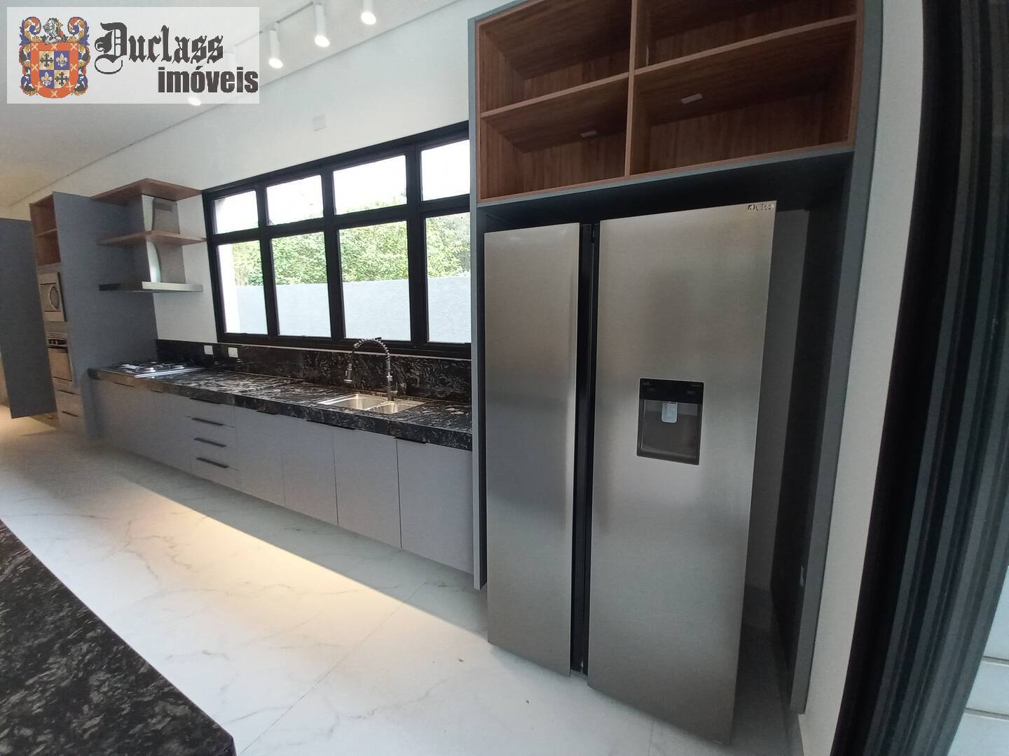 Casa à venda e aluguel com 4 quartos, 390m² - Foto 84