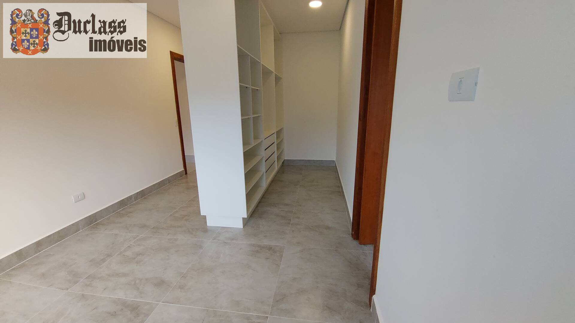 Casa à venda e aluguel com 4 quartos, 390m² - Foto 92