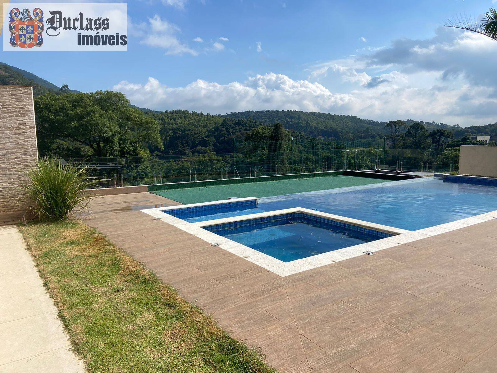 Fazenda à venda com 6 quartos, 305m² - Foto 2