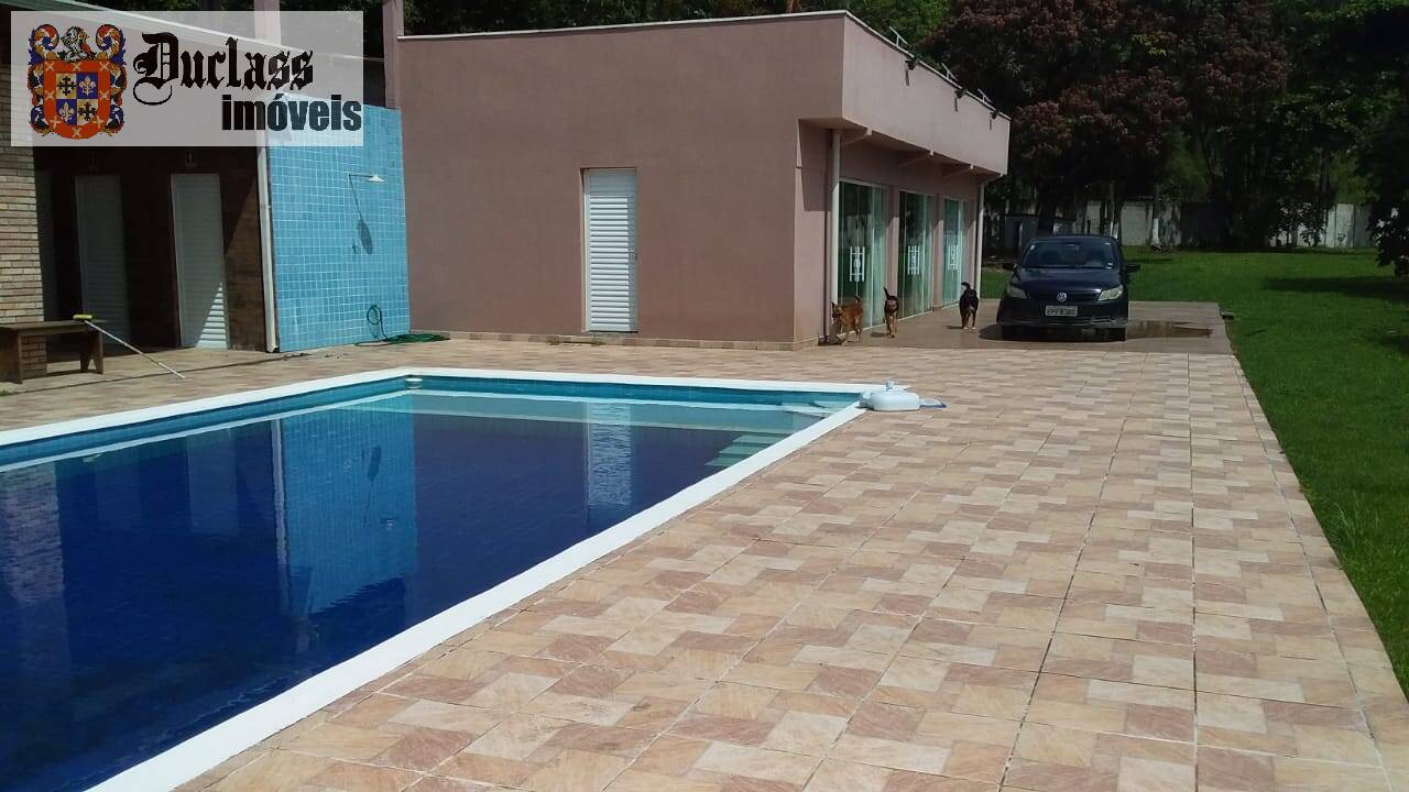 Fazenda à venda com 5 quartos, 500m² - Foto 1