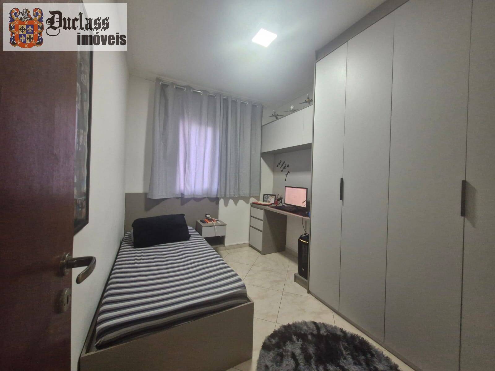 Apartamento à venda com 3 quartos, 83m² - Foto 8