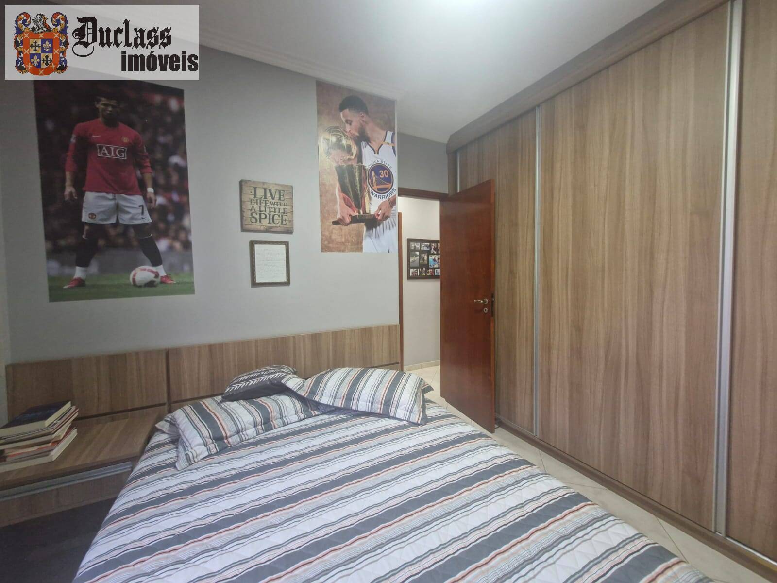 Apartamento à venda com 3 quartos, 83m² - Foto 12