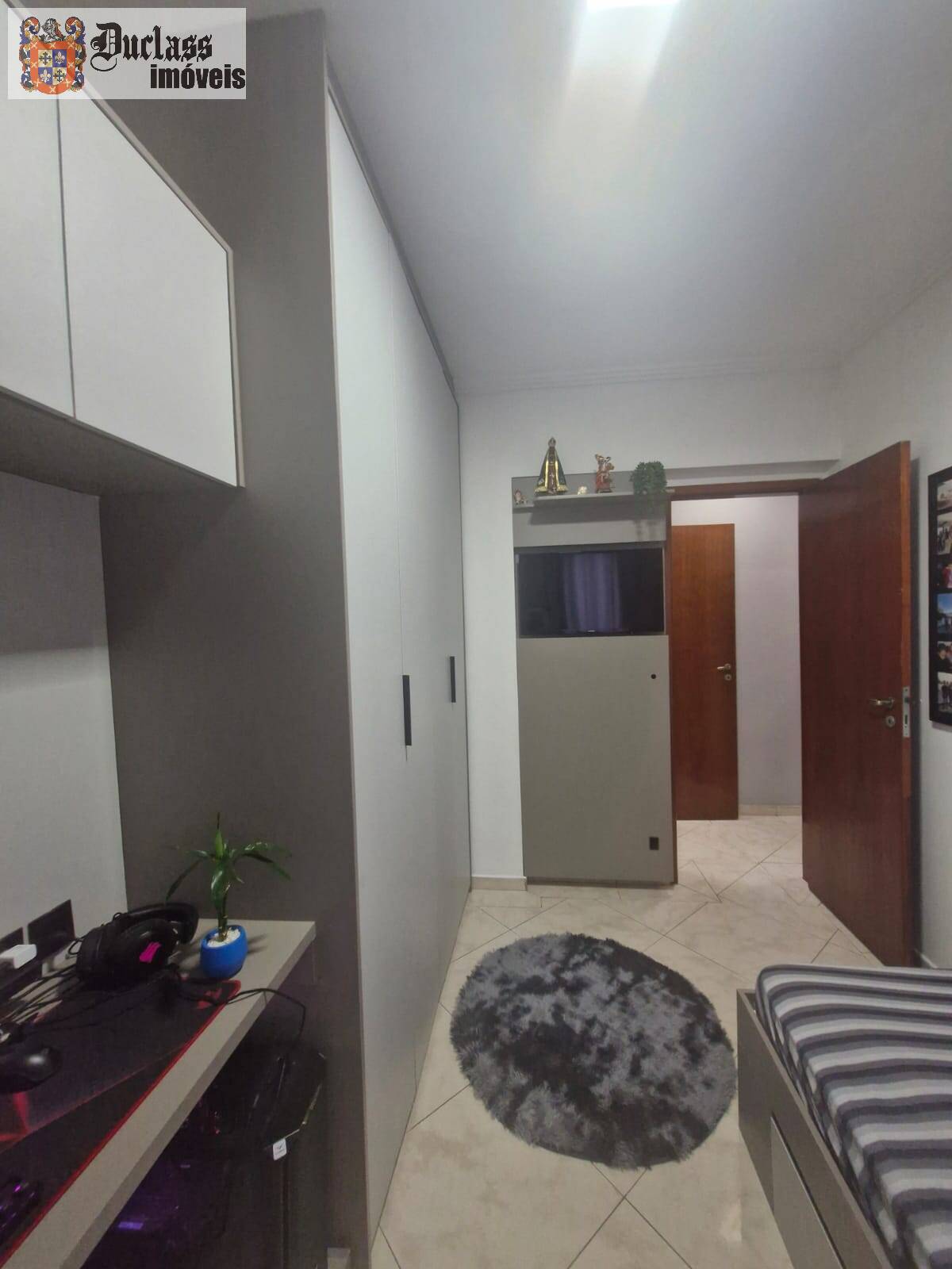 Apartamento à venda com 3 quartos, 83m² - Foto 15