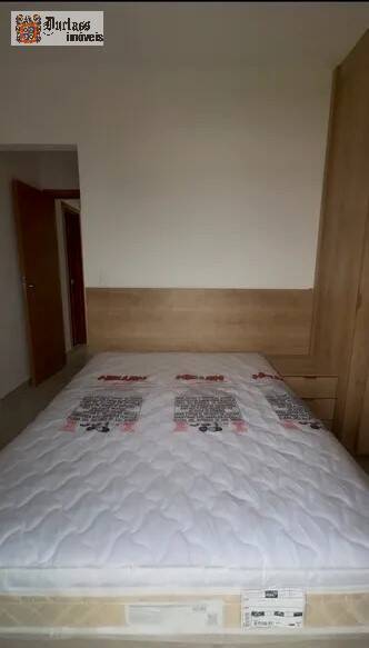 Apartamento à venda com 2 quartos, 70m² - Foto 14