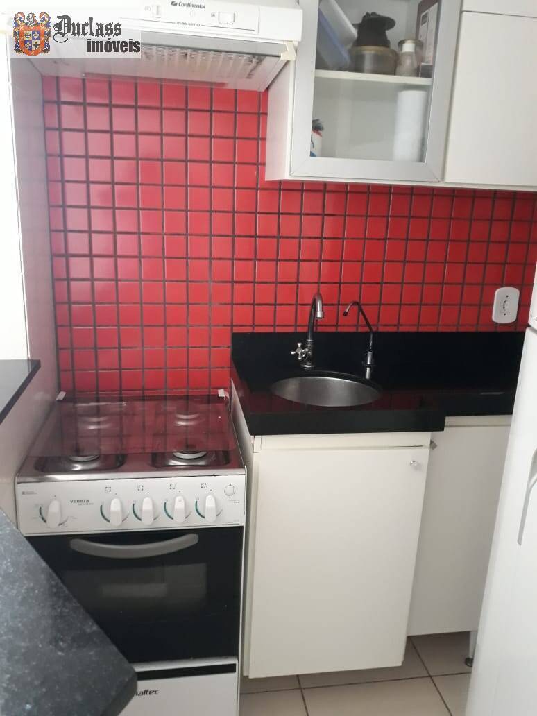 Apartamento à venda com 2 quartos, 48m² - Foto 2