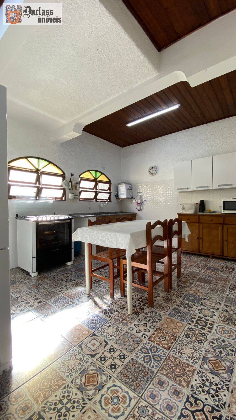 Casa à venda com 4 quartos, 200m² - Foto 7