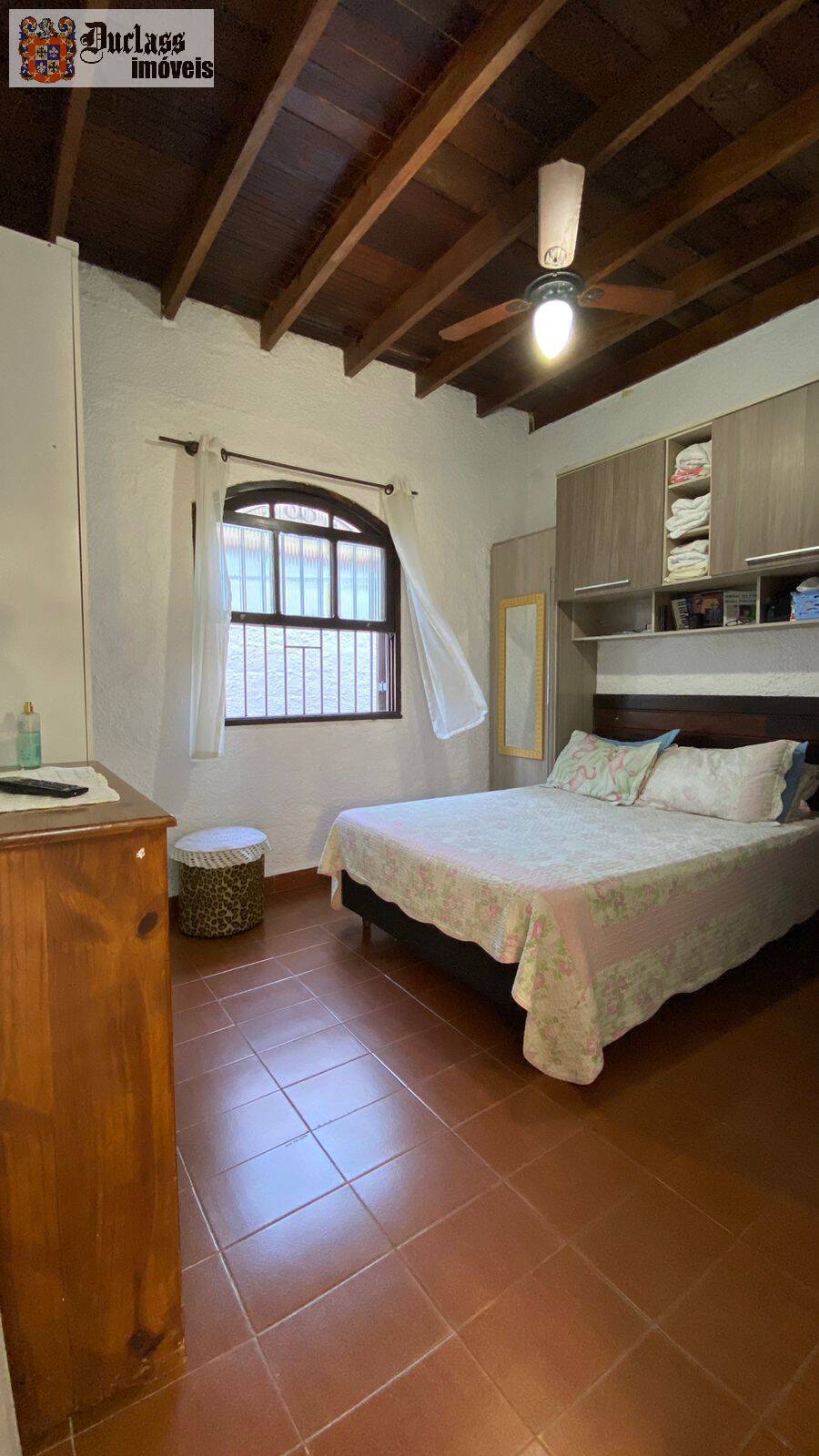 Casa à venda com 4 quartos, 200m² - Foto 28