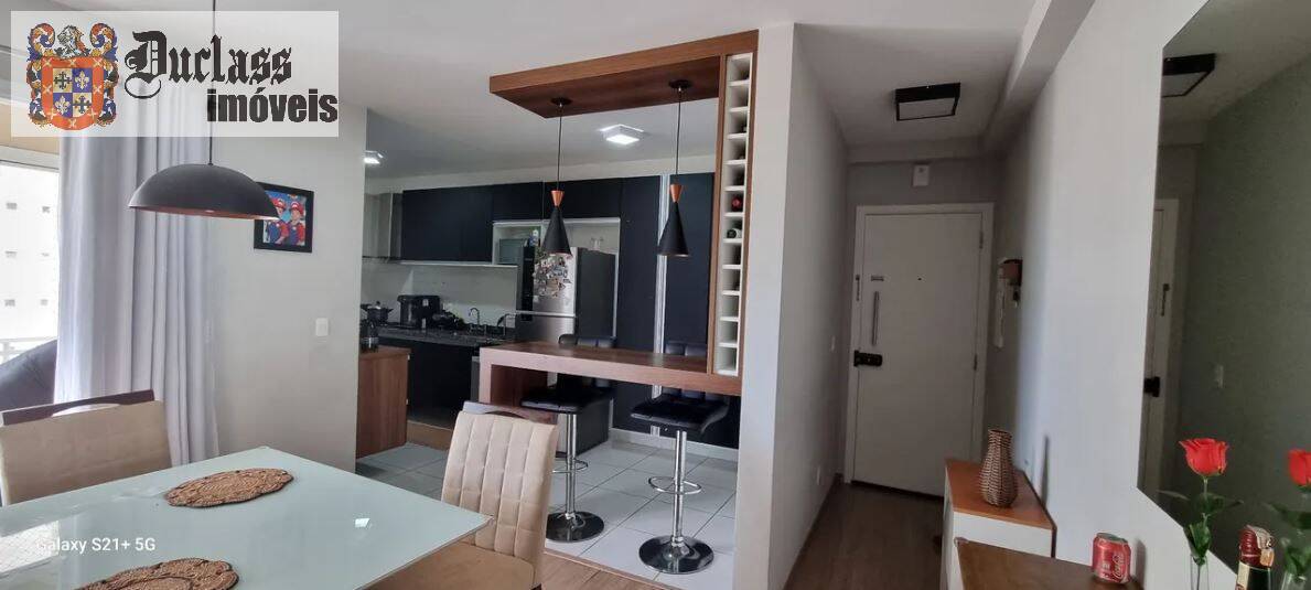 Apartamento à venda com 3 quartos, 94m² - Foto 3