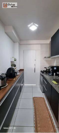 Apartamento à venda com 3 quartos, 94m² - Foto 7