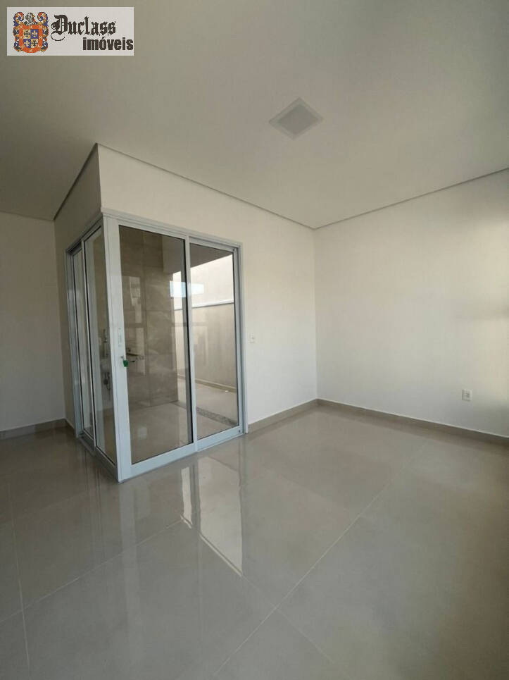 Casa à venda com 3 quartos, 91m² - Foto 5