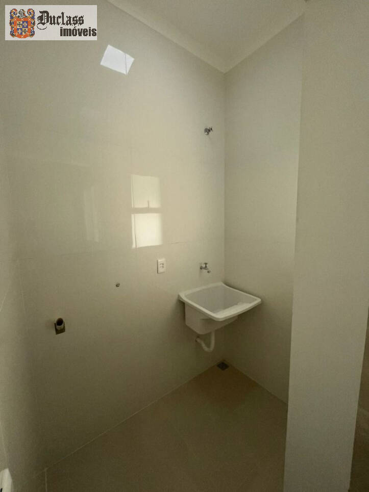 Casa à venda com 3 quartos, 91m² - Foto 8