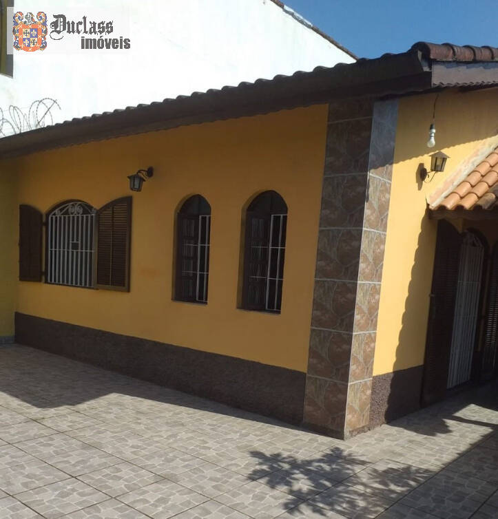 Casa à venda com 2 quartos, 138m² - Foto 1