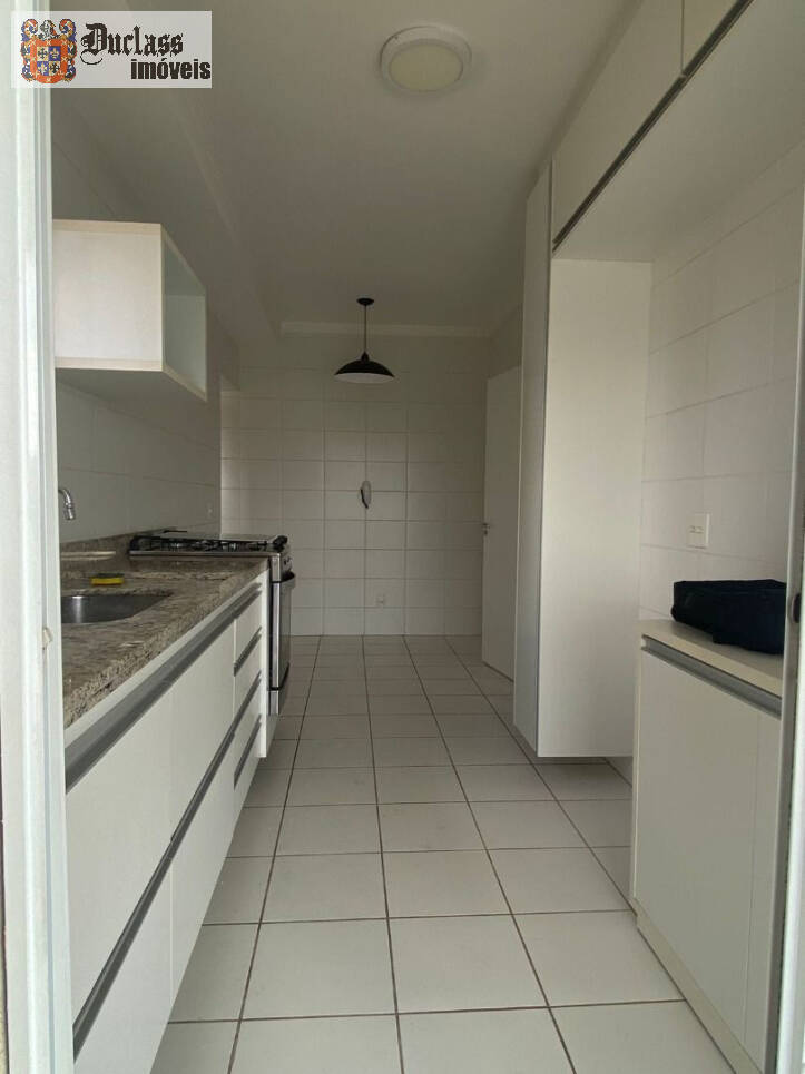 Apartamento à venda com 3 quartos, 111m² - Foto 7