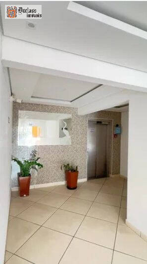 Apartamento à venda com 2 quartos, 55m² - Foto 11