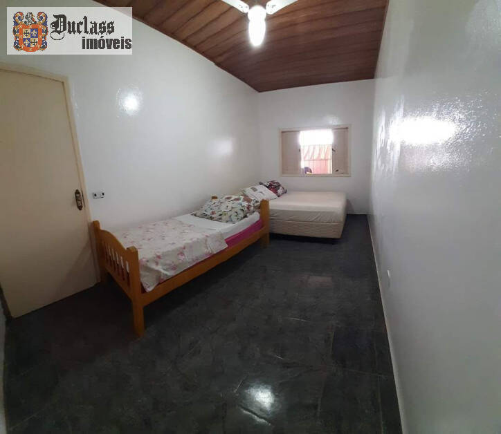 Casa à venda com 2 quartos, 101m² - Foto 12