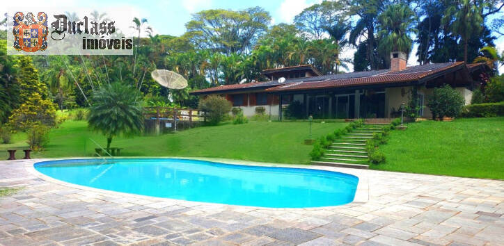 Fazenda à venda com 4 quartos, 641m² - Foto 1