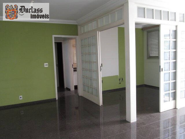 Apartamento à venda com 3 quartos, 140m² - Foto 5