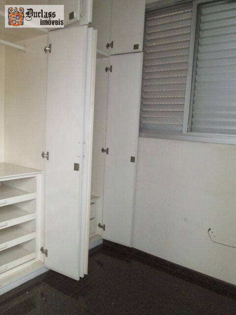 Apartamento à venda com 3 quartos, 140m² - Foto 11