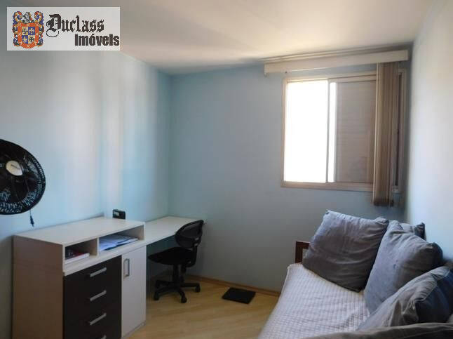 Apartamento à venda com 2 quartos, 76m² - Foto 17