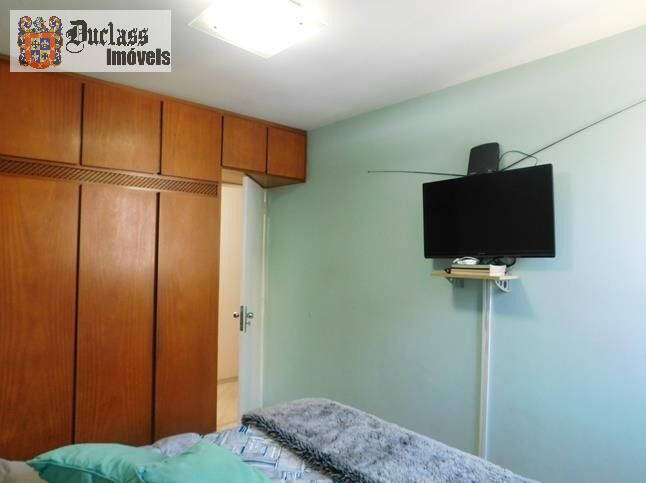 Apartamento à venda com 2 quartos, 76m² - Foto 18