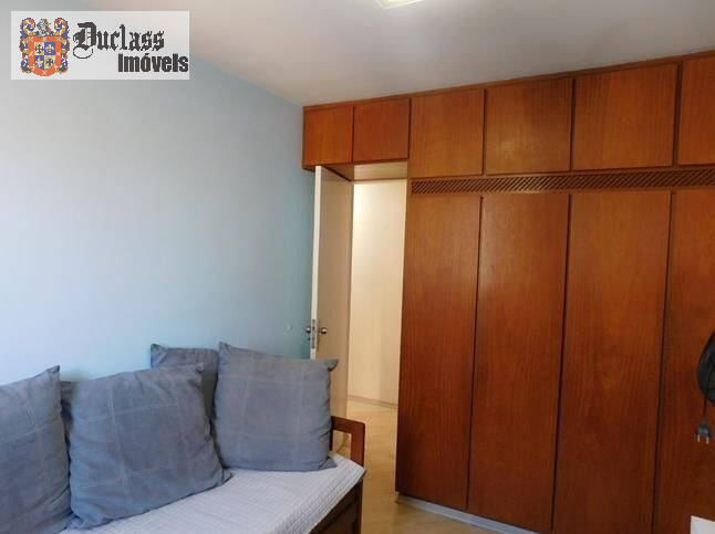 Apartamento à venda com 2 quartos, 76m² - Foto 19