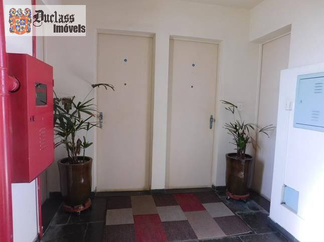 Apartamento à venda com 2 quartos, 76m² - Foto 22