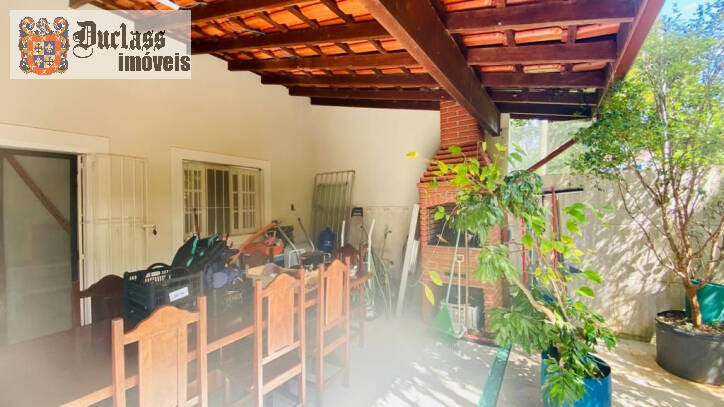 Casa à venda com 4 quartos, 230m² - Foto 27