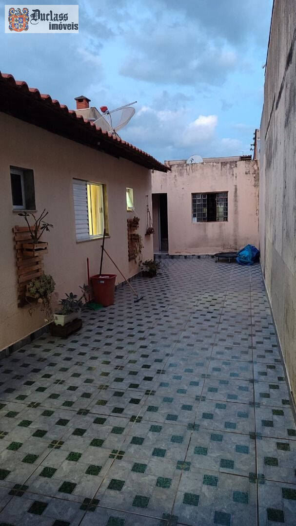 Casa à venda com 2 quartos, 136m² - Foto 4