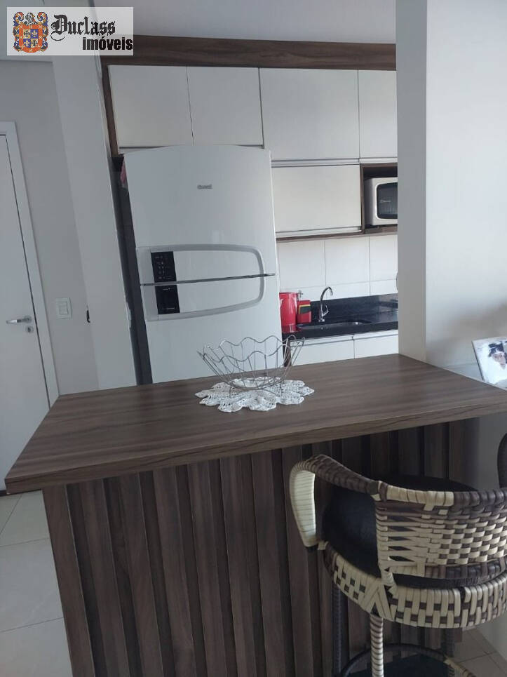 Apartamento à venda com 2 quartos, 74m² - Foto 25